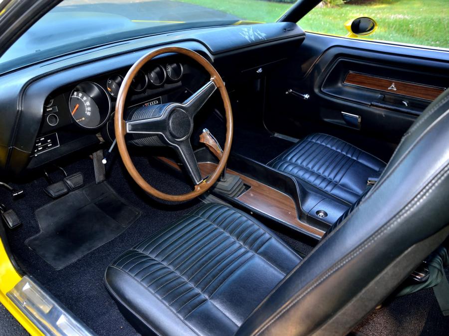  Dodge Challenger TA 340 Six Pack Hardtop 1970 года  (фото 13 из 41)